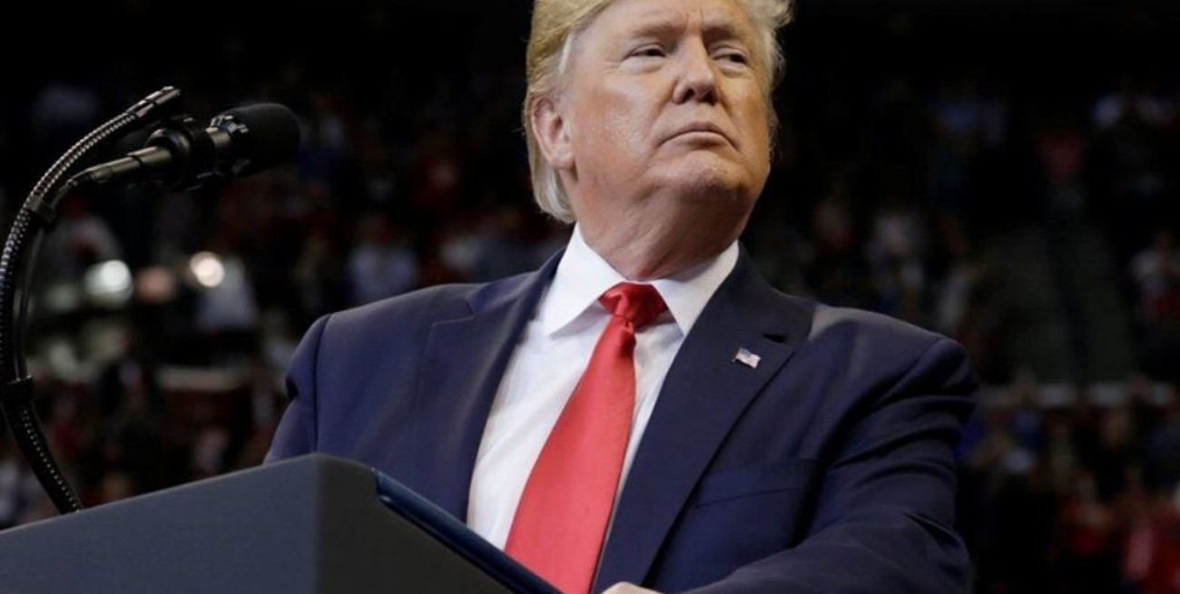 Trump promulga leyes por las protestas en Hong Kong