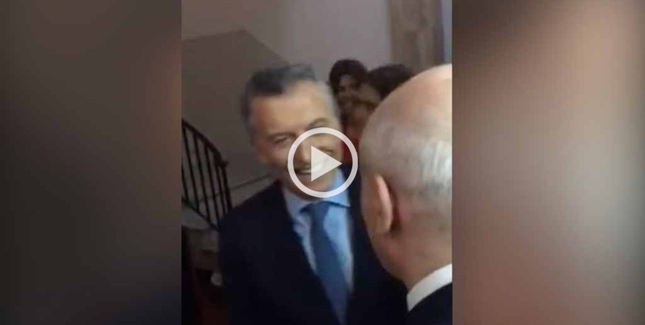 La primera "perlita" del Debate Presidencial: Espert recibió a Macri en el Paraninfo