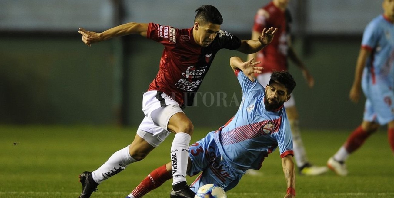 Confirmaron día y horario de Colón - Arsenal