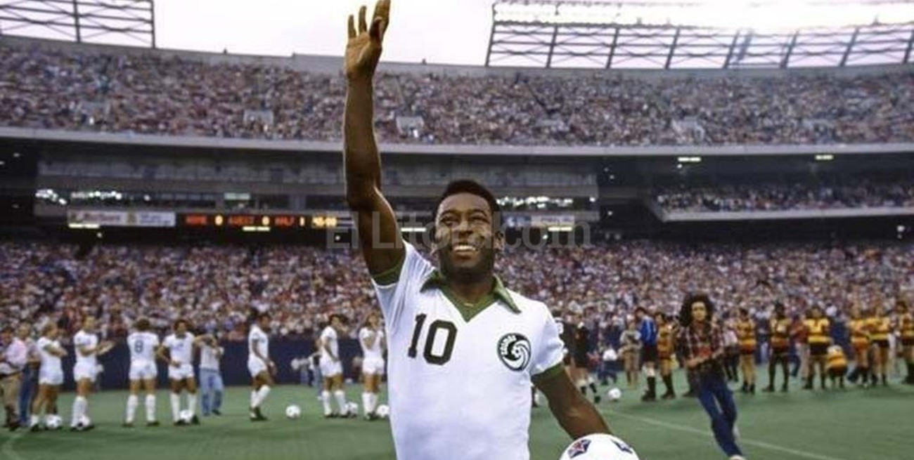 Messi anunció su renuncia en el mismo sitio donde se retiró Pelé