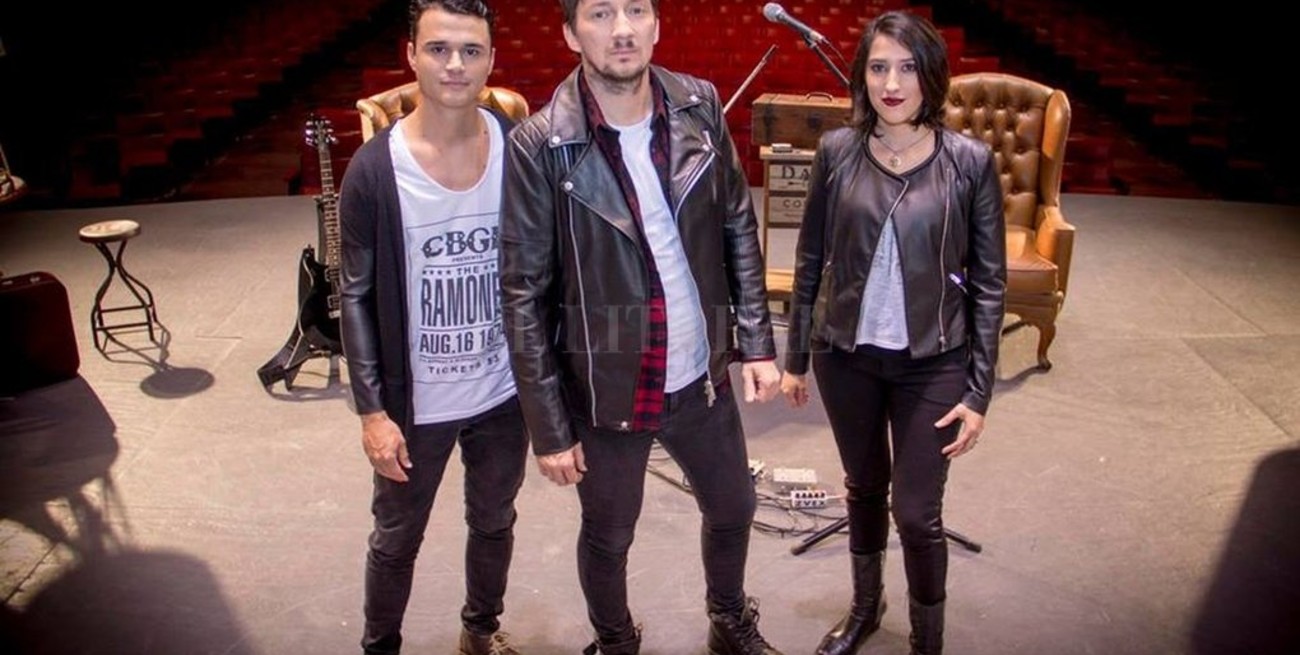 Acústicos x 3 en Demos