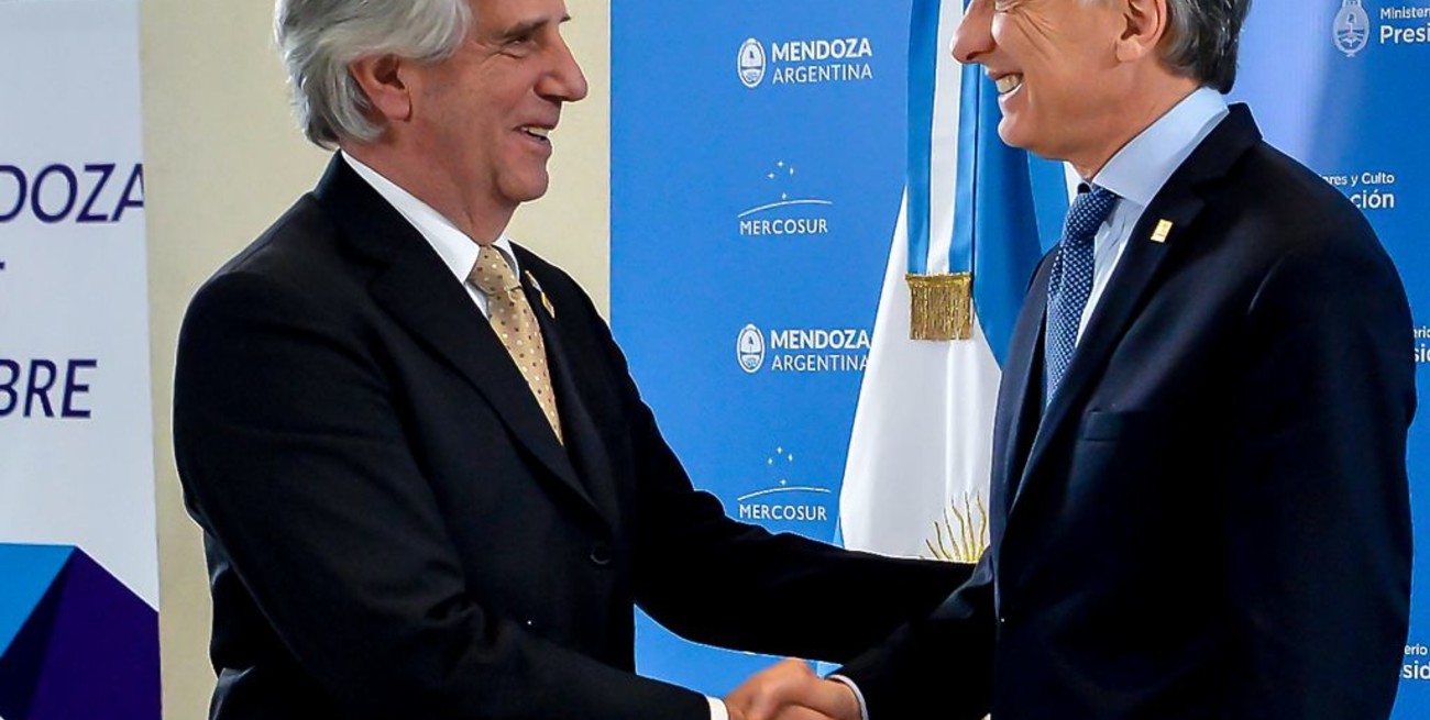Macri y Tabaré Vázquez inauguran nueva sede diplomática de Uruguay