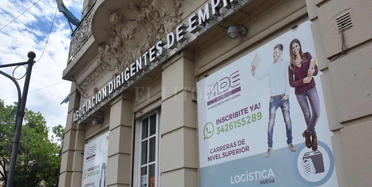 ADE presenta su oferta académica 