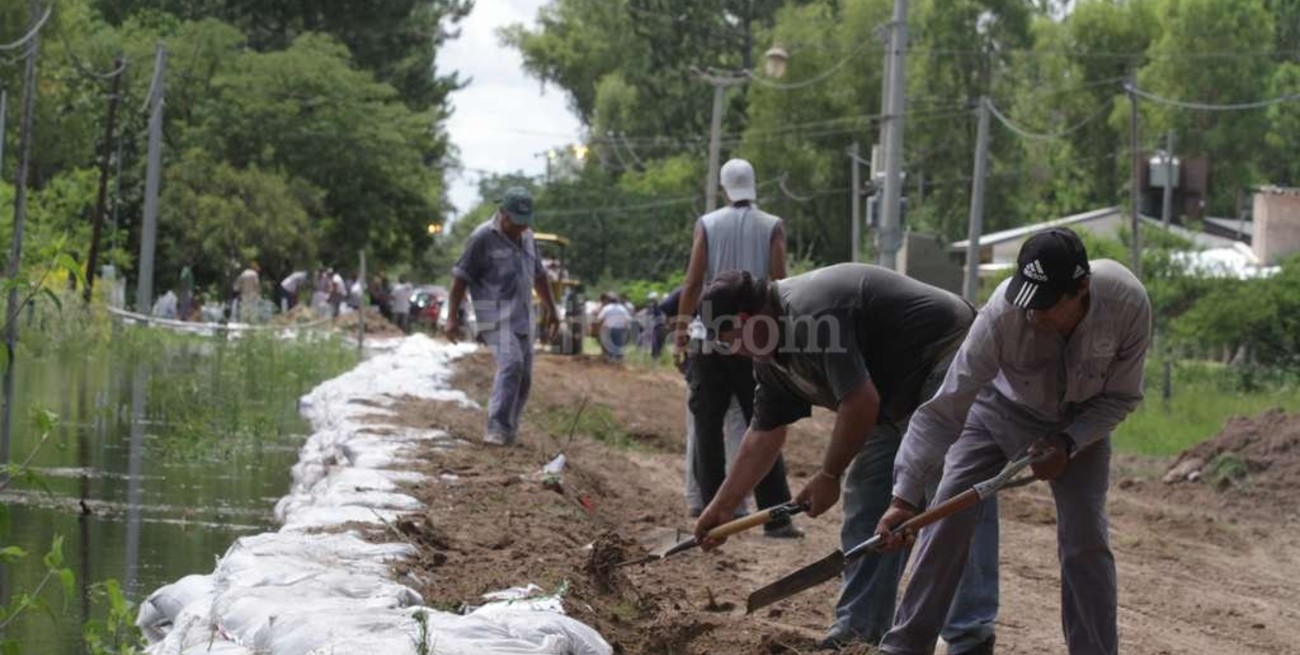 En Rincón, "si el río llega a 6,30 m, unas mil familias podrían inundarse"