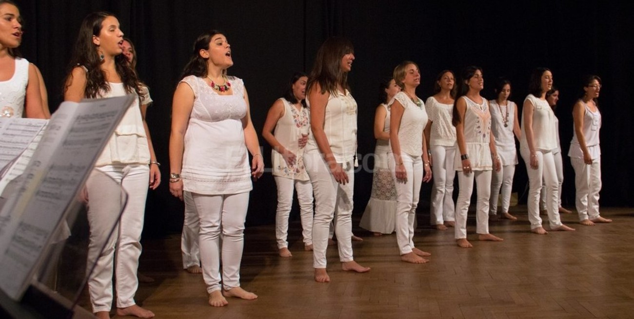 Coral Encantos celebra sus 10 años