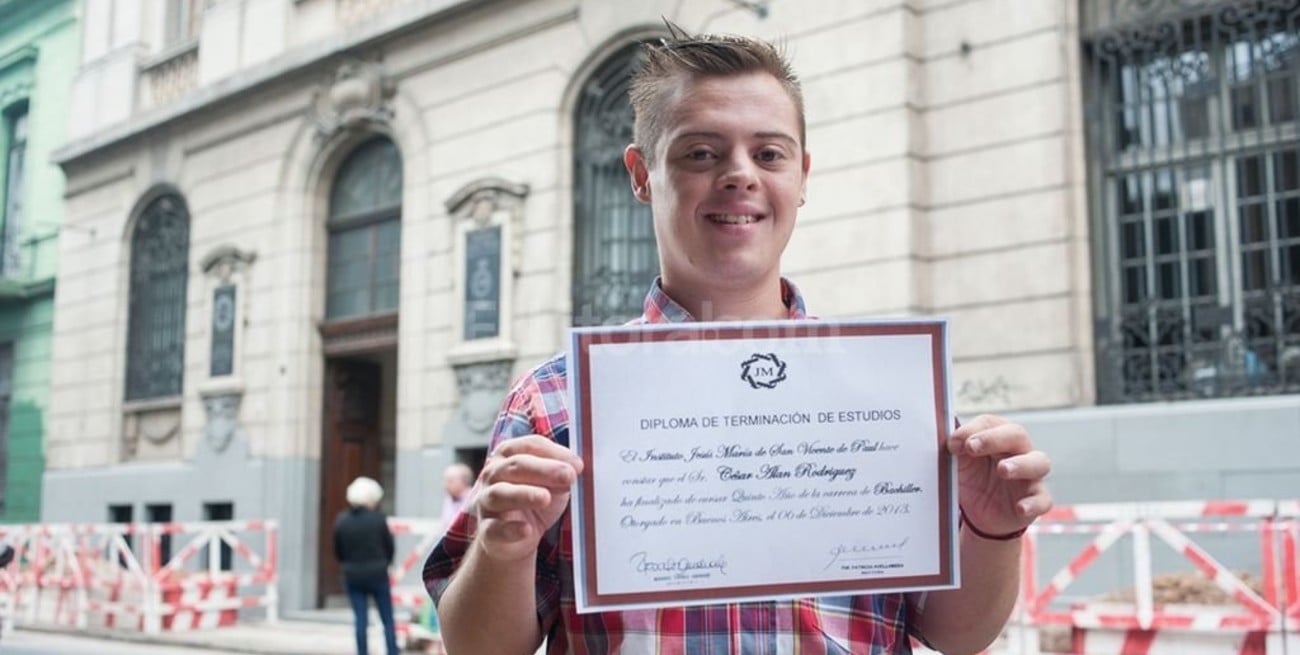 Alumnos con discapacidad recibirán el mismo título secundario que los demás