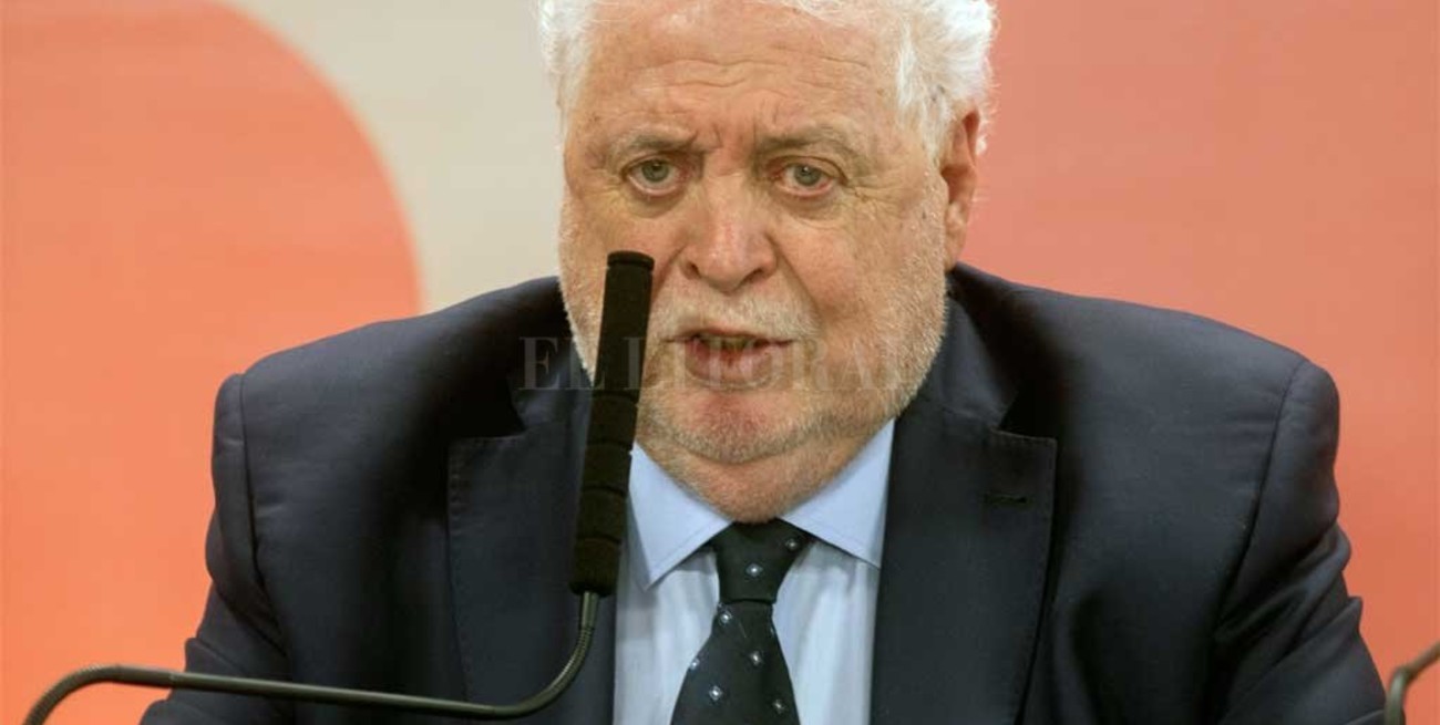 Ginés González García, sobre las muertes por sarampión y dengue: "Les tengo más miedo que al coronavirus"