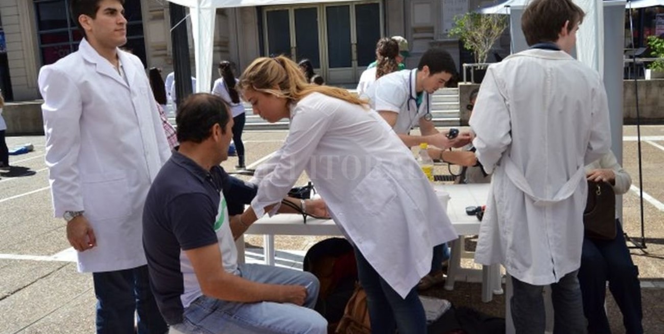 Tres de cada 10 personas tienen hipertensión arterial y no lo saben