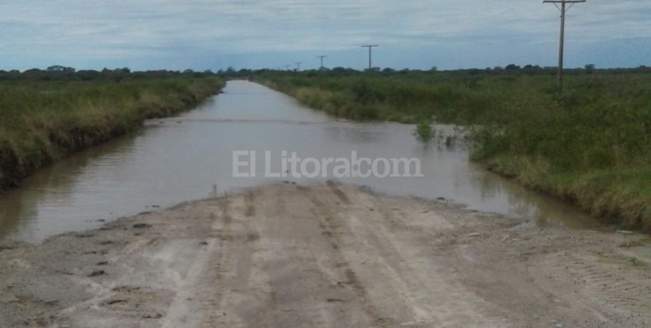 Colonia La Camila: aislada por las intensas lluvias