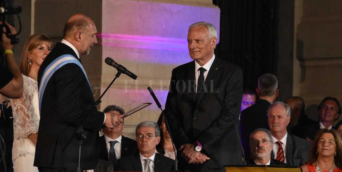 Carlos Parola: "Después de veinte años las estructuras de salud han mejorado"