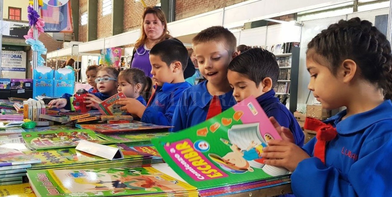 Santo Tomé escribe un nuevo capítulo de su Feria del Libro