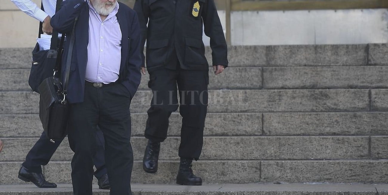 Piden que las causas que el juez tramitaba "sigan su ritmo"