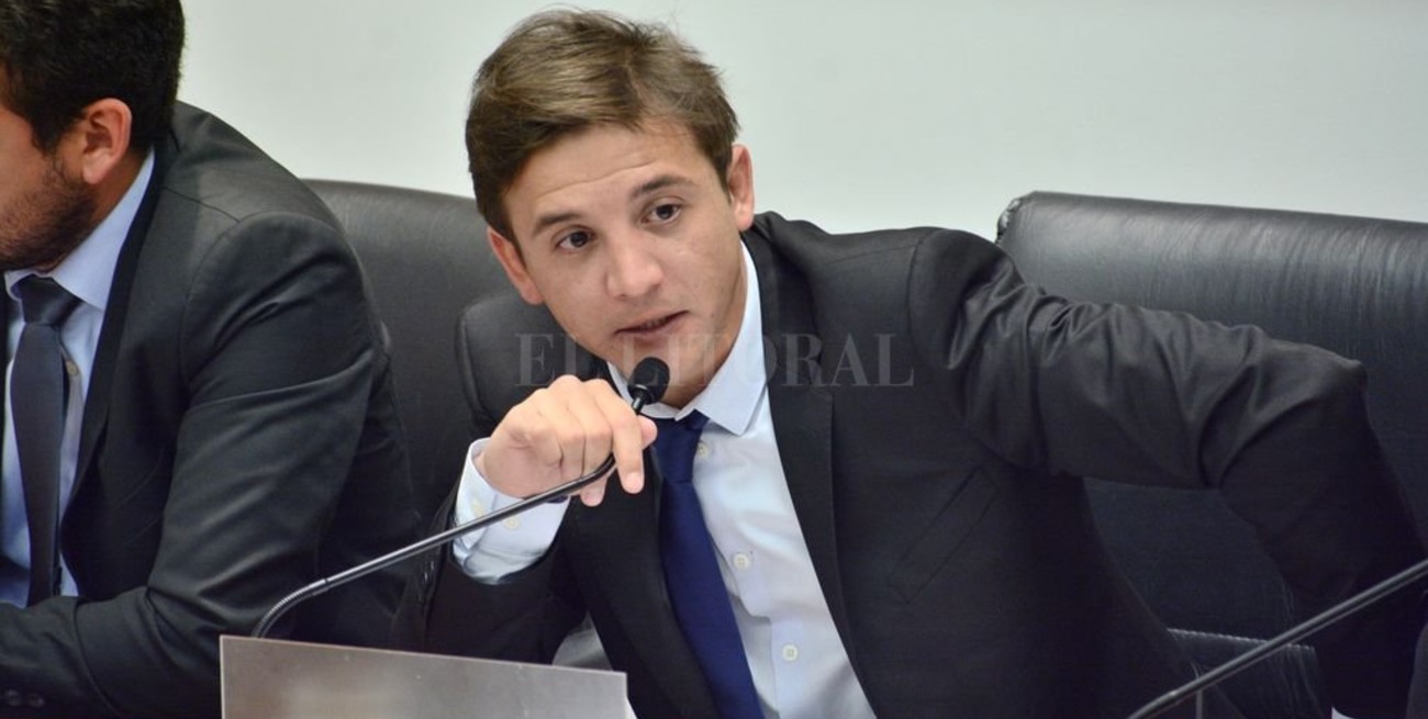 Sebastián Pignata: "Le sumamos solidaridad y cuidado del otro al acto electoral"