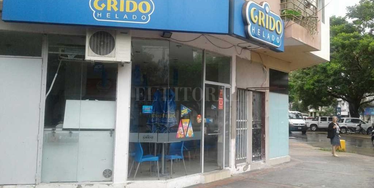 Robaron una heladería de Av. Freyre