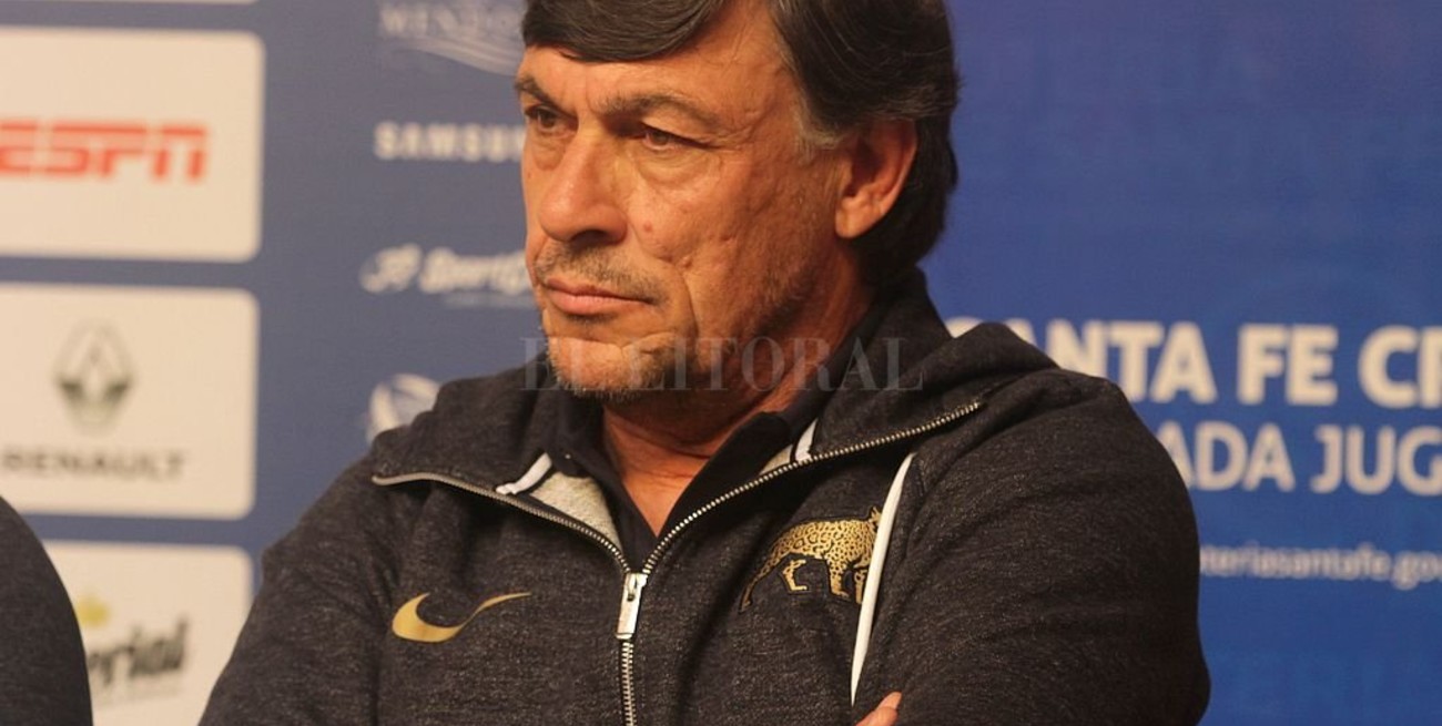 Renunció el DT de Los Pumas tras la derrota en Santa Fe