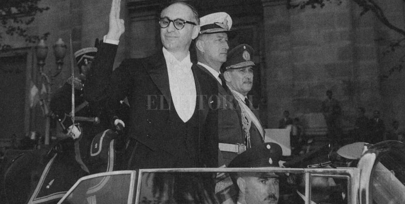 Frondizi, esperanza y frustración