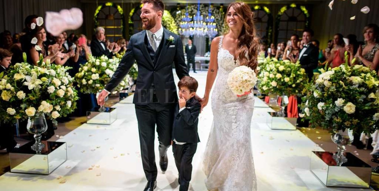 ¿Quién agarro el ramo en el casamiento de Messi?