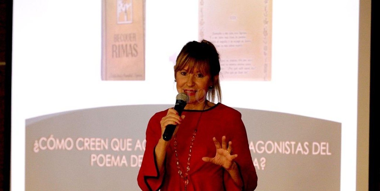 Alejandra Cosentino disertó sobre bullying e inteligencia emocional