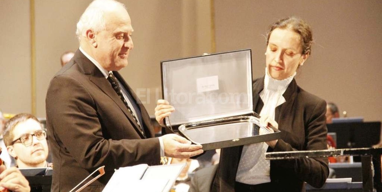 Lifschitz participó del concierto celebración de la Orquesta Sinfónica provincial