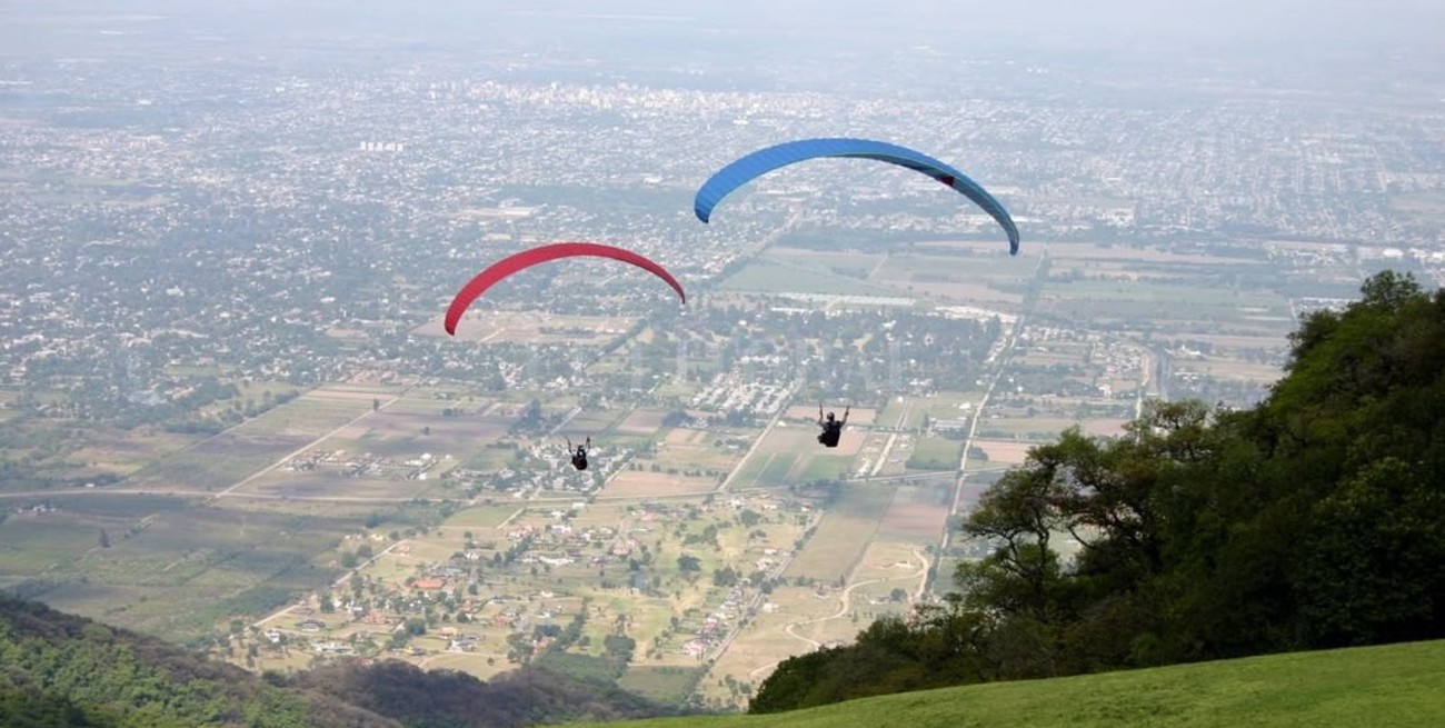 Empresa de parapente responsabilizó al piloto por la muerte de la médica