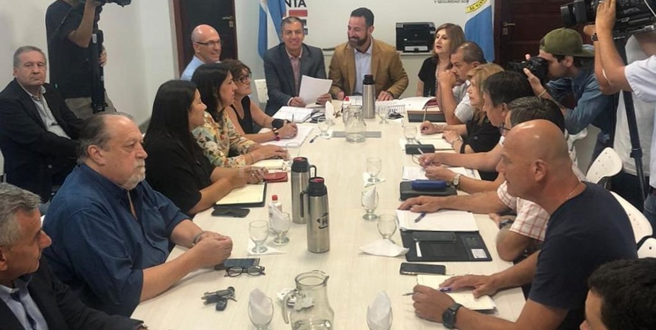 Paritarias: la provincia no realizó propuesta salarial a los docentes