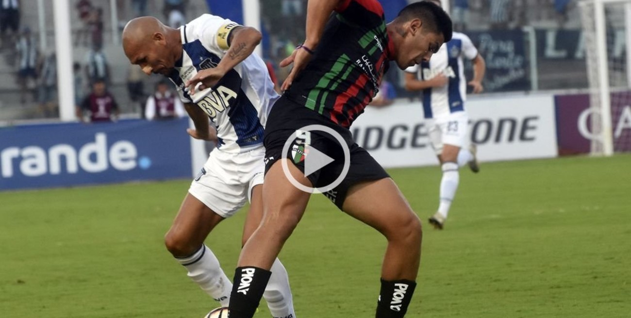 Talleres no pudo sostener una ventaja de dos goles y empató con Palestino de Chile