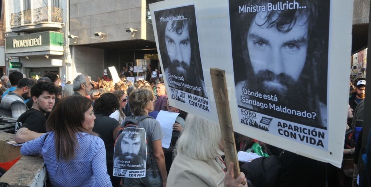 Aumentarán la recompensa por información sobre el paradero de Santiago Maldonado