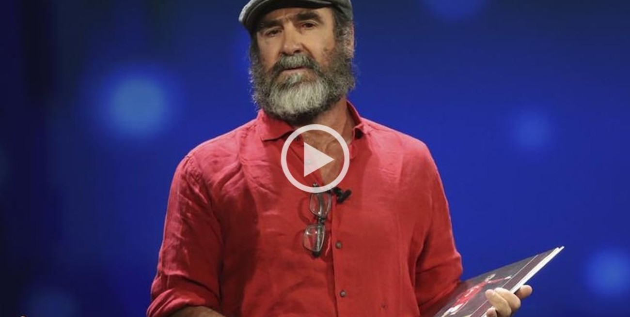 Cantona dio un discurso que dejó "mudos" a Messi y Cristiano