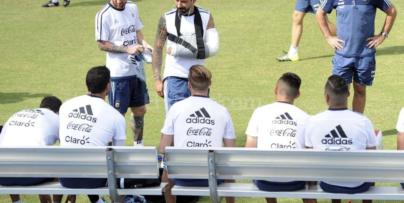 Lavezzi será operado el viernes en Nueva York