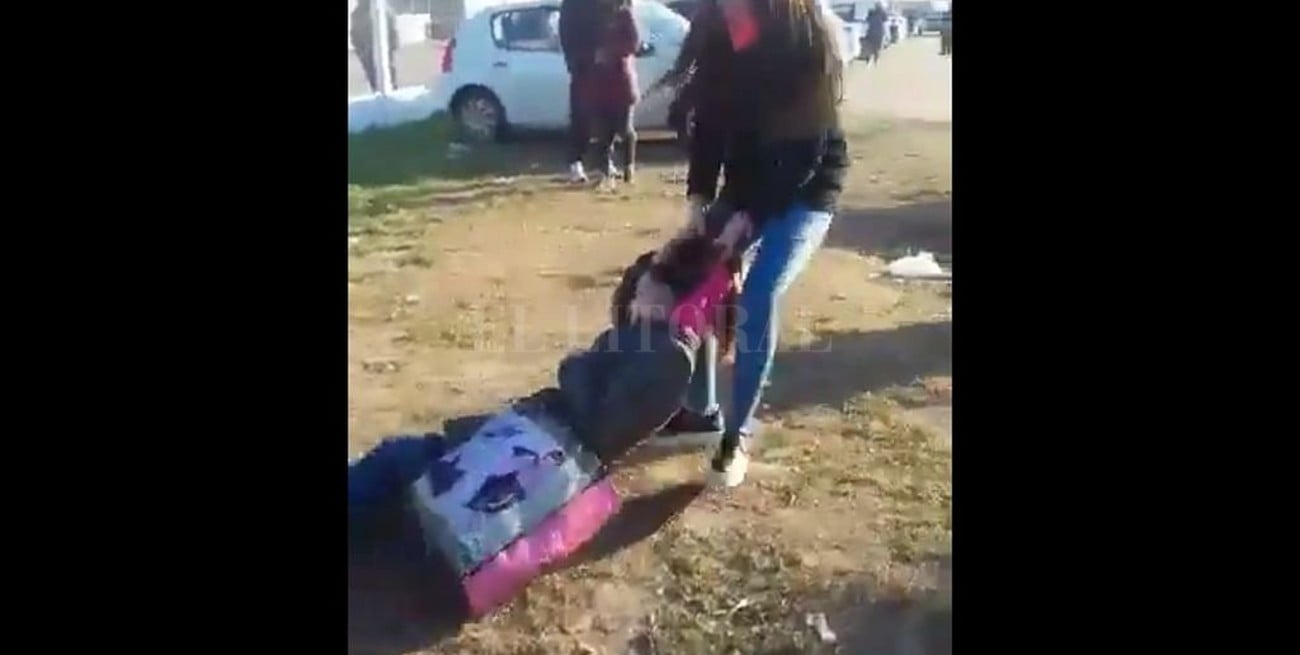 Video: mujeres a las trompadas en la cola de visitas de la cárcel de Piñero
