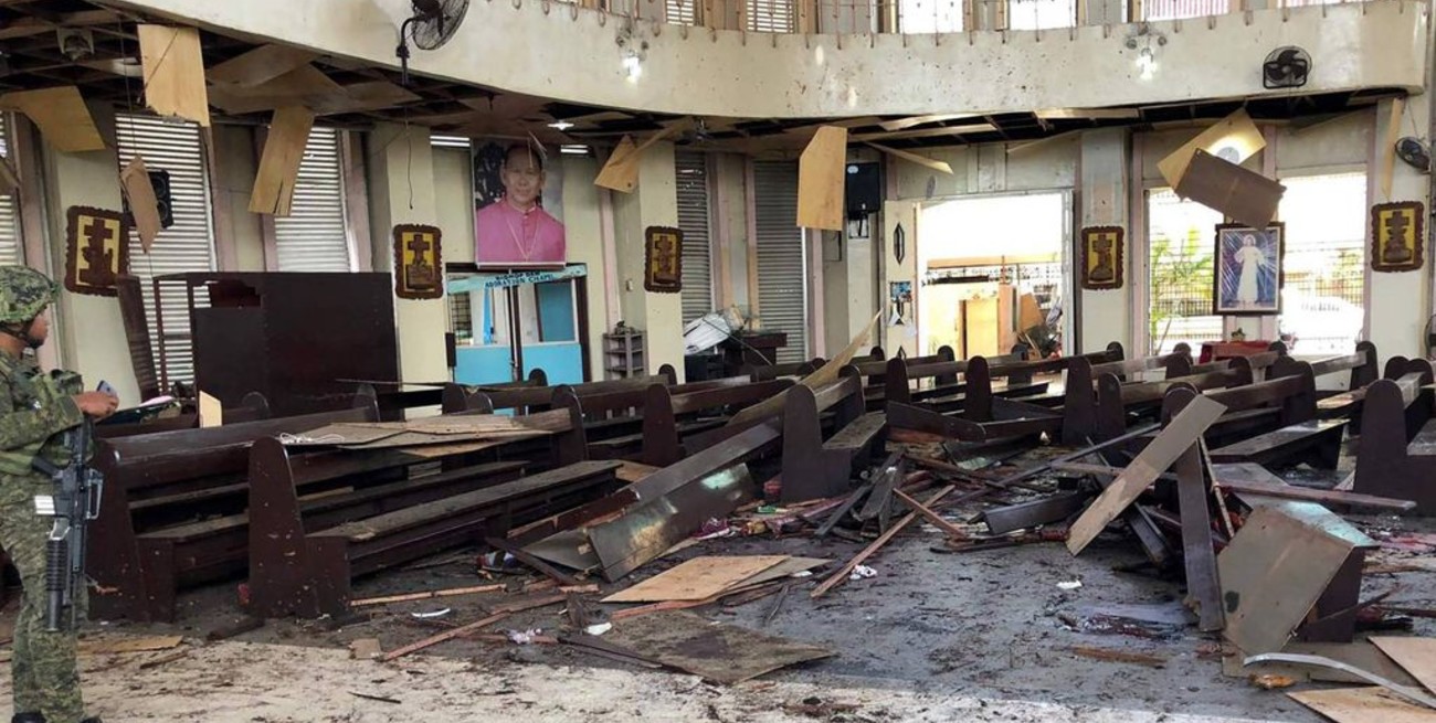 Al menos 20 muertos por el ataque a una catedral de Filipinas