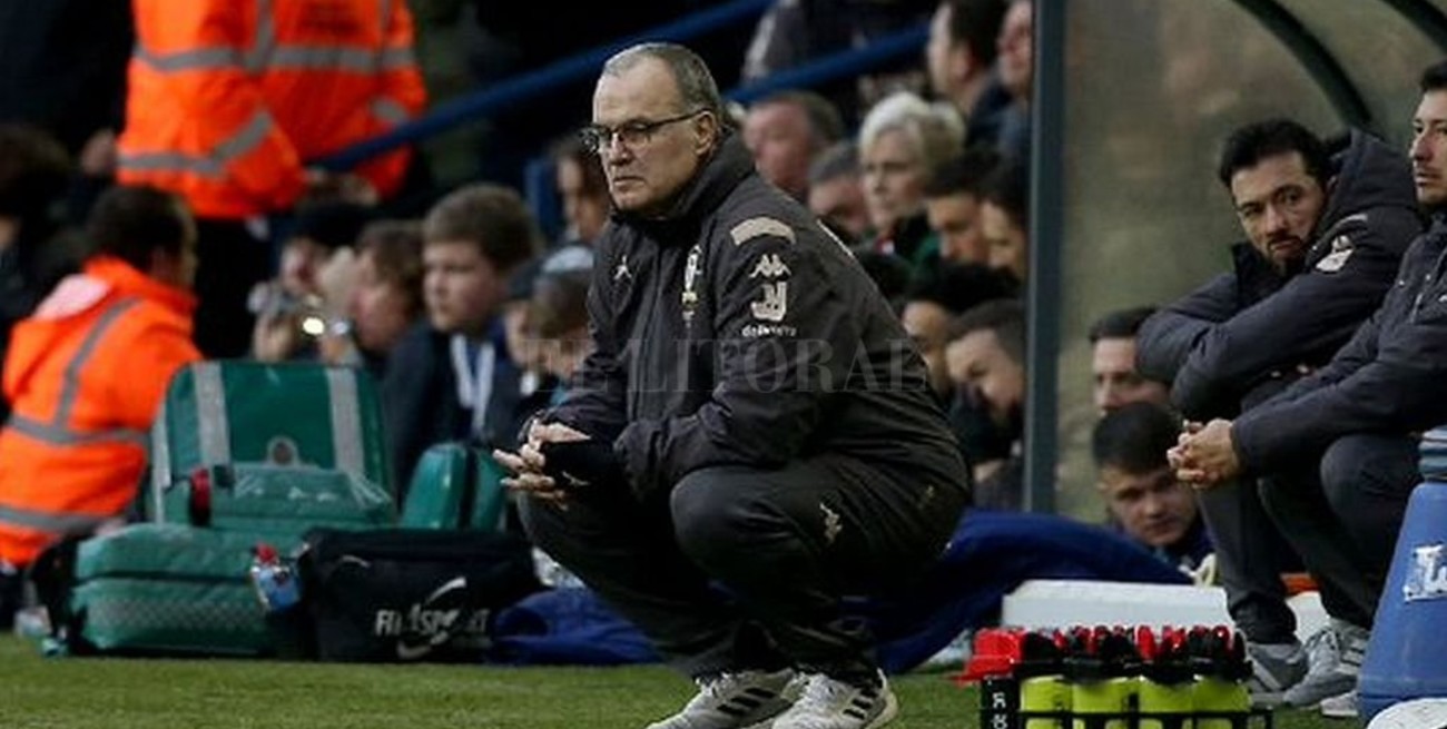 Leeds de Bielsa perdió y cedió la punta de la Segunda división inglesa