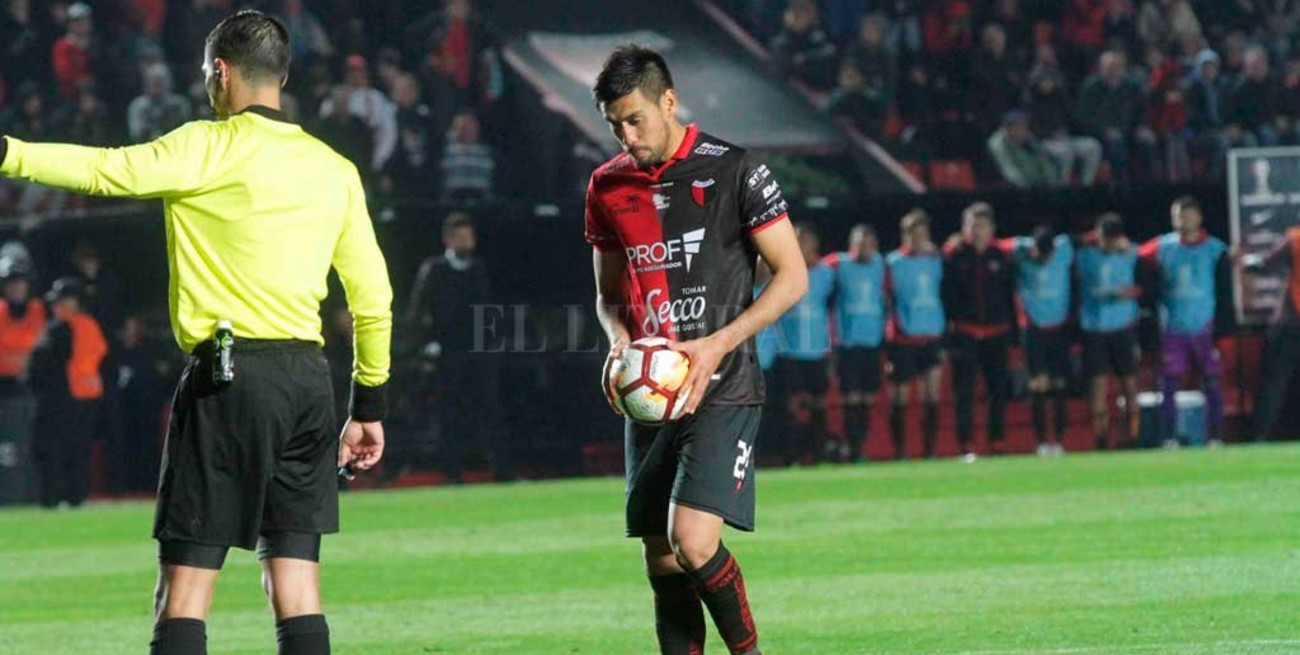 Colón logró habilitar a los seis extranjeros