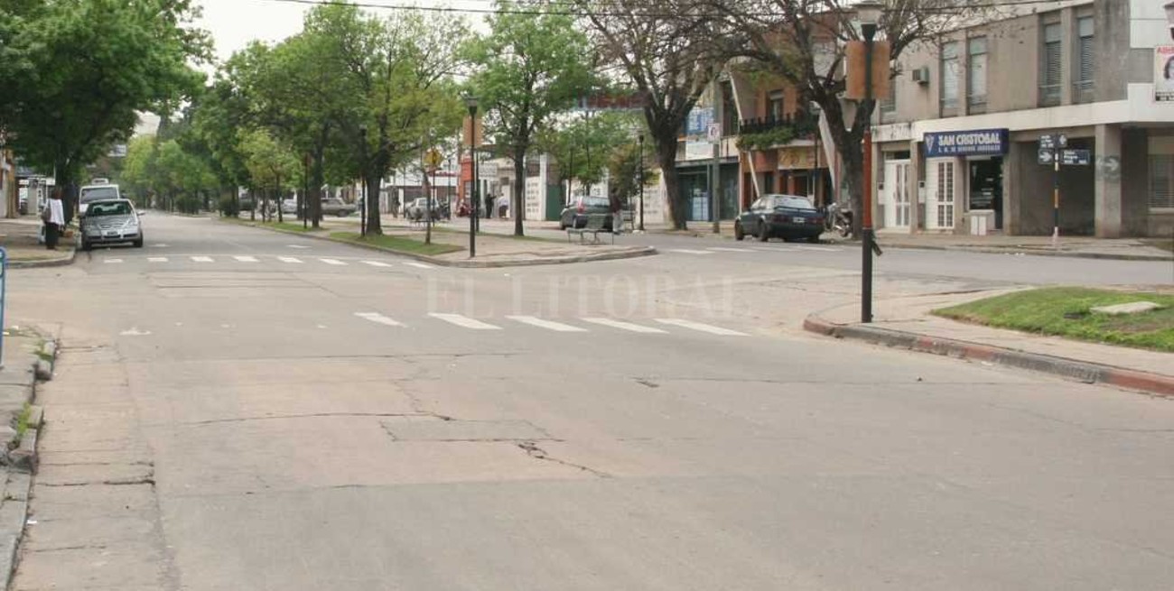 Le robaron y apuñalaron a la salida de la cancha de Colón