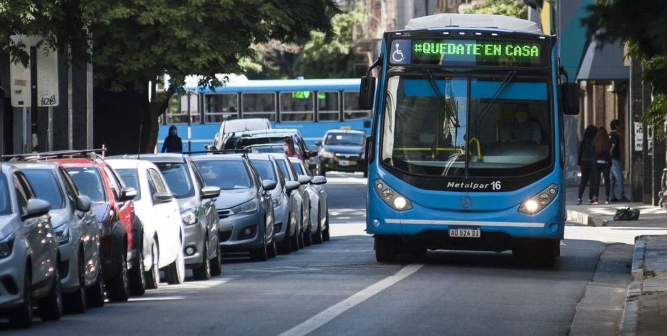 Rosario pone en marcha el nuevo servicio de transporte urbano