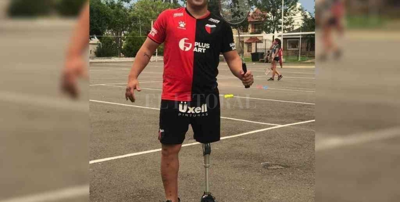 Jugaba en Colón, le amputaron una pierna y junta dinero para la prótesis