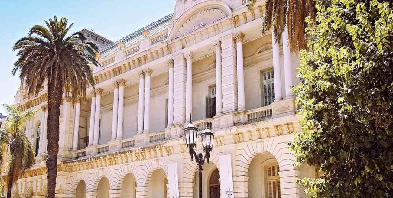 Rosario: Qué tareas planifican desarrollar en las islas con la base científica de la UNR