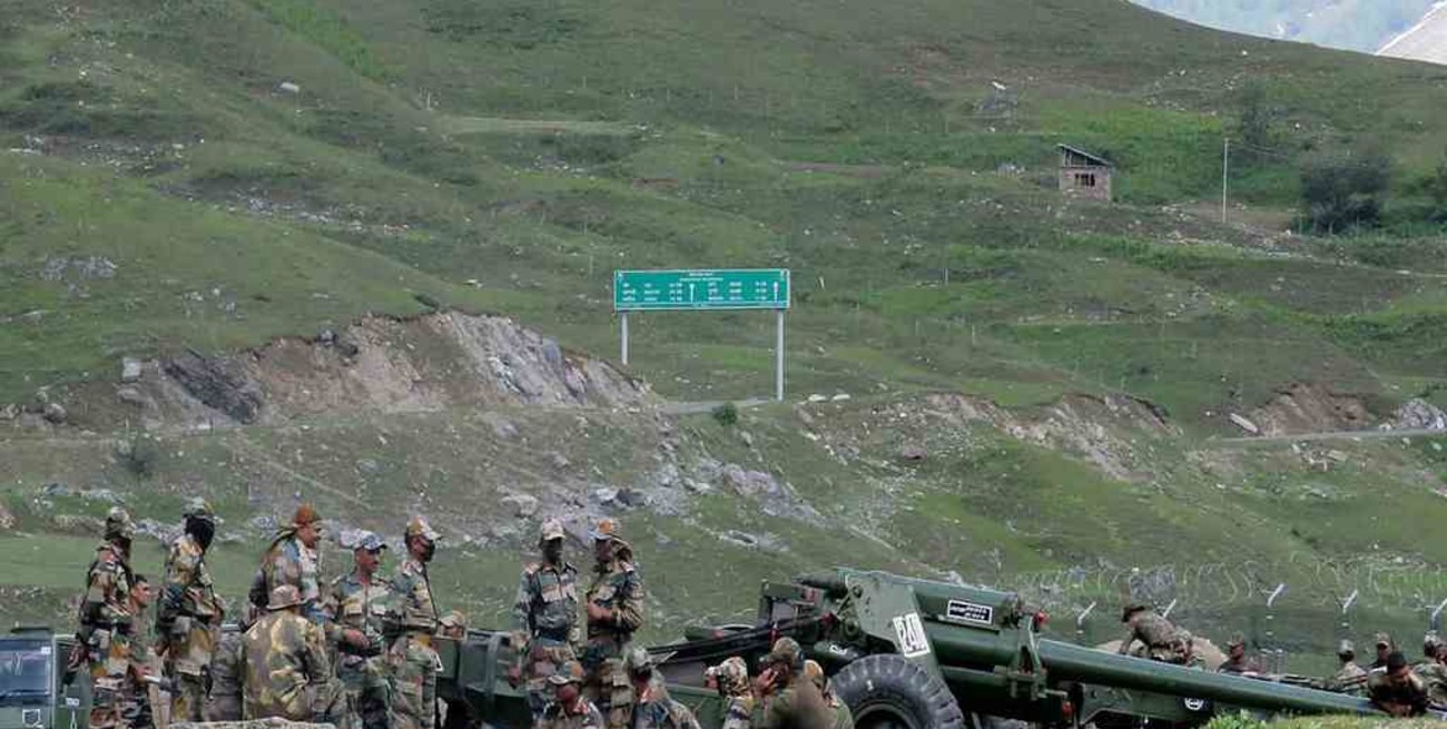 India y China se acusan mutuamente de agresiones en la frontera del Himalaya