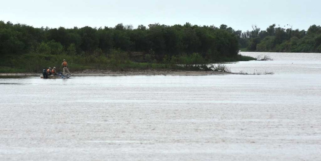 El Río Paraná se estaciona por encima del metro y advierten que persistirá la bajante