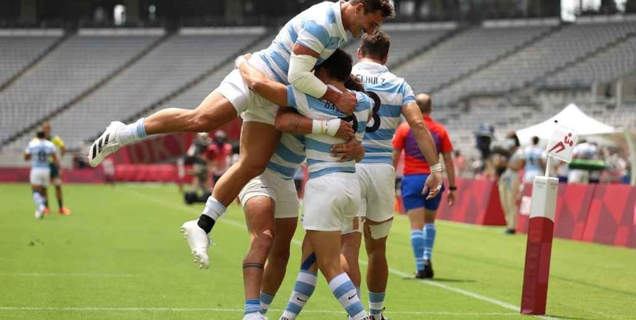 Los Pumas 7 arrasaron ante Corea del Sur por 56-0 y clasificaron a cuartos de final 