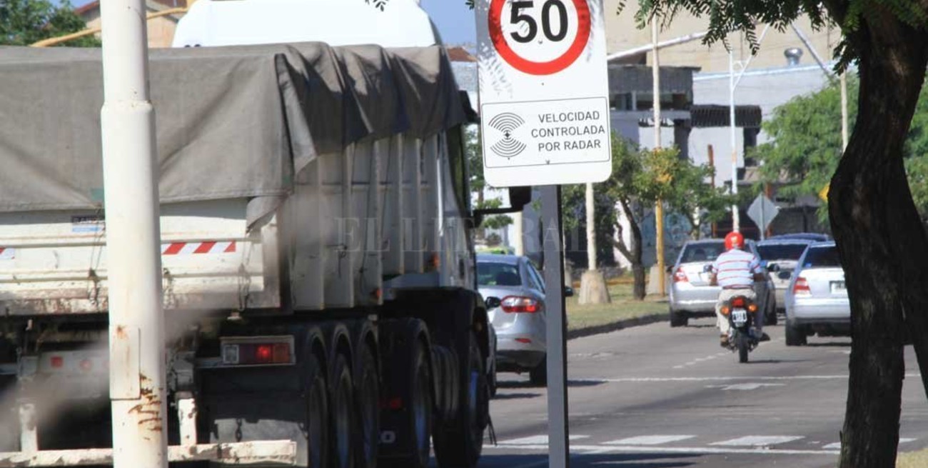 Comienzan a funcionar los nuevos radares de velocidad en Santa Fe