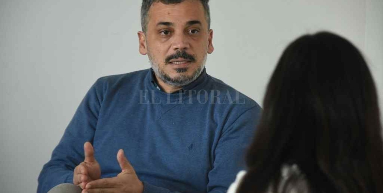 El equipo de Jatón se prepara para dar la primera batalla electoral en gestión  