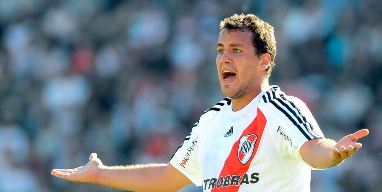 El "Ogro" Fabbiani anunció su retiro del fútbol profesional