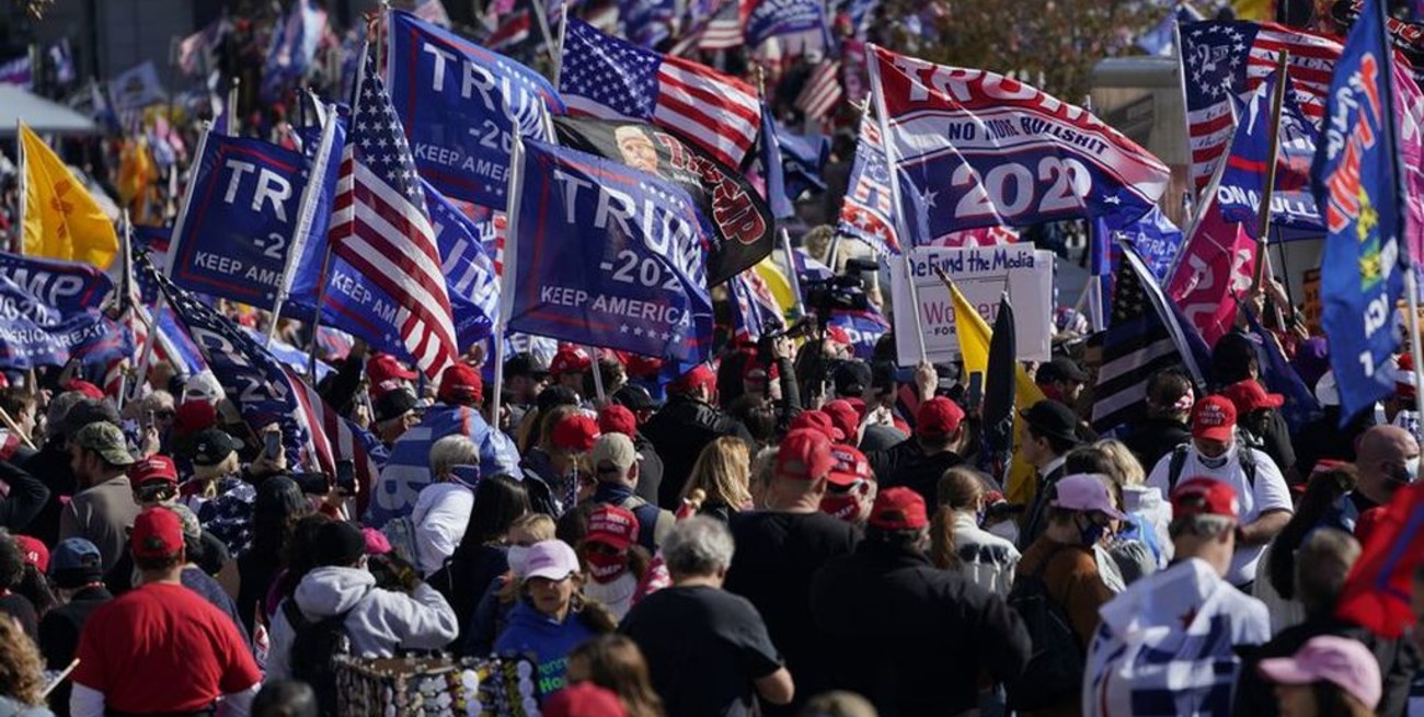 Al menos 20 detenidos y tres heridos en Washington D.C. tras la manifestación de apoyo a Trump
