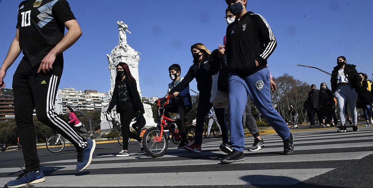 Día récord en Argentina: 382 muertes y 8.713 casos de Covid-19