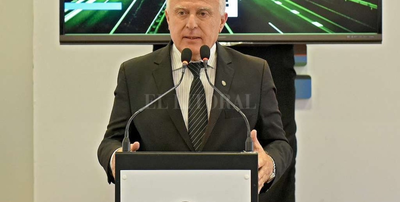 Lifschitz confía en llegar a un acuerdo con los docentes la próxima semana