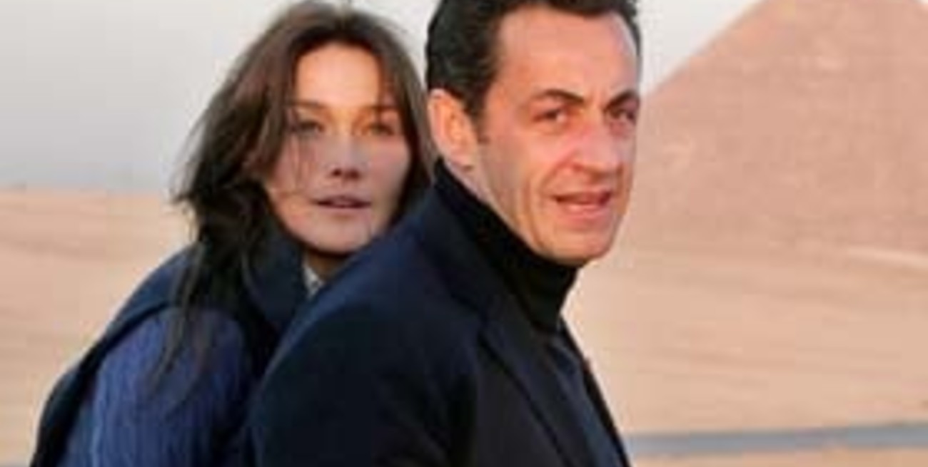 Nicolas Sarkozy y Carla Bruni finalmente son marido y mujer