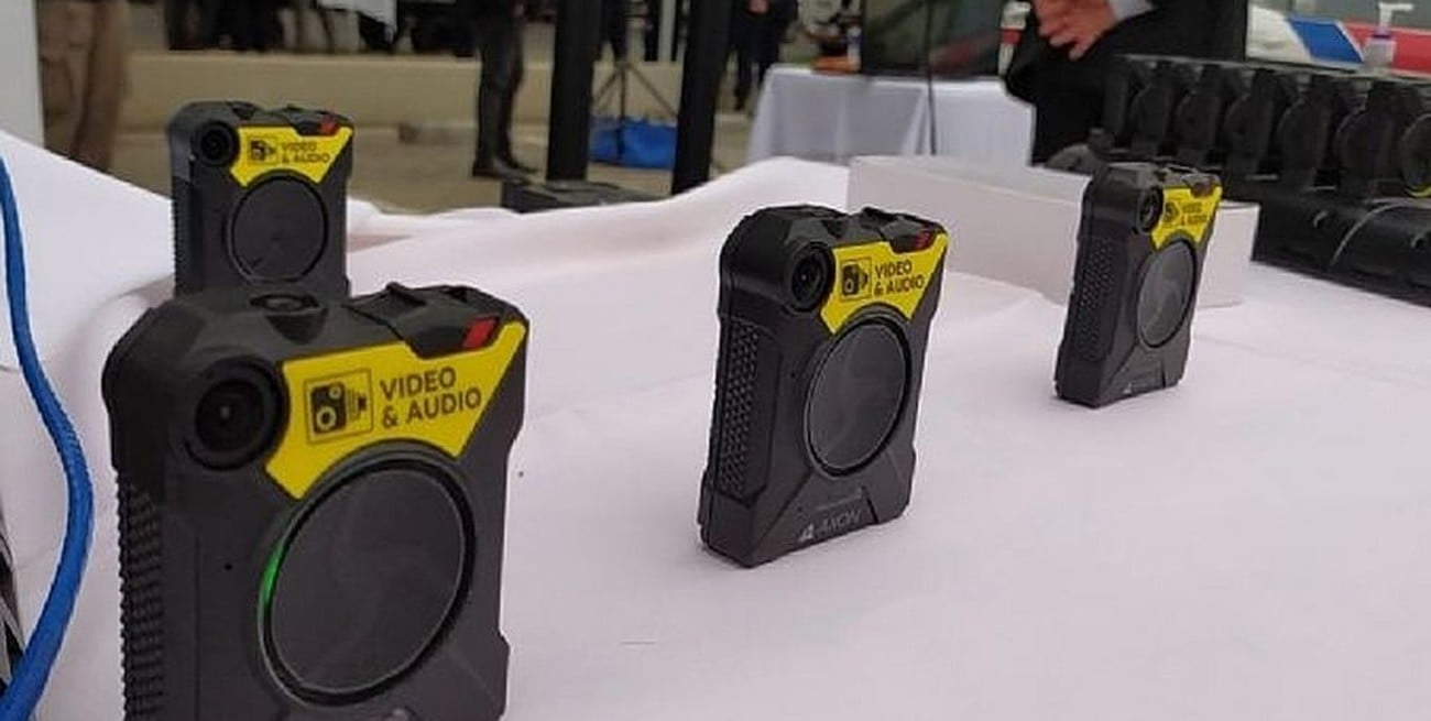 La policía de San Juan comienza a utilizar el sistema bodycam
