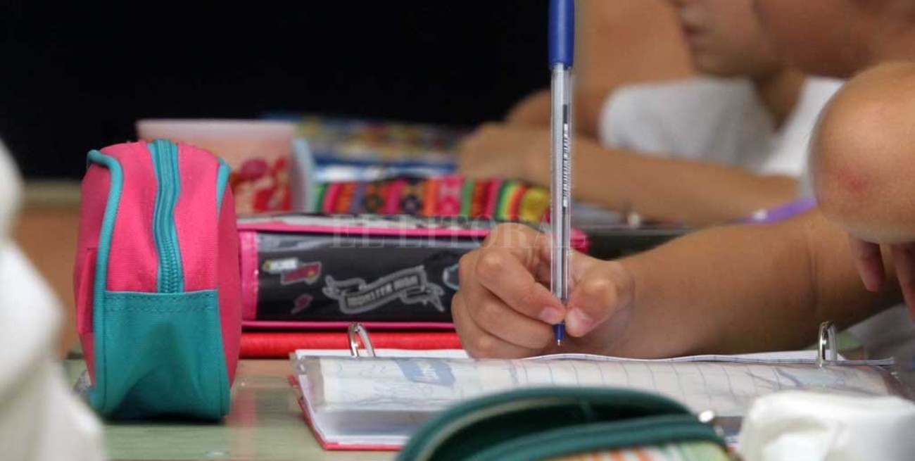 Por el momento no se suspenden las clases por el coronavirus