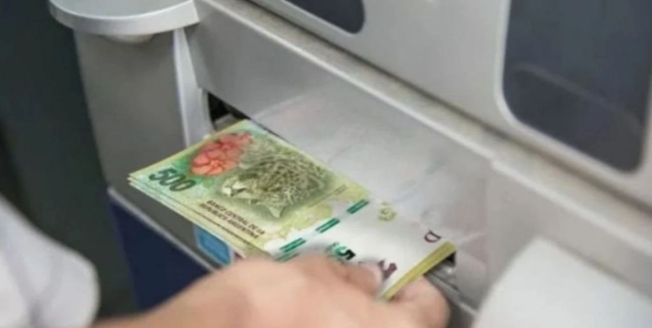 A partir de abril, el uso de cajeros vuelve a tener un costo